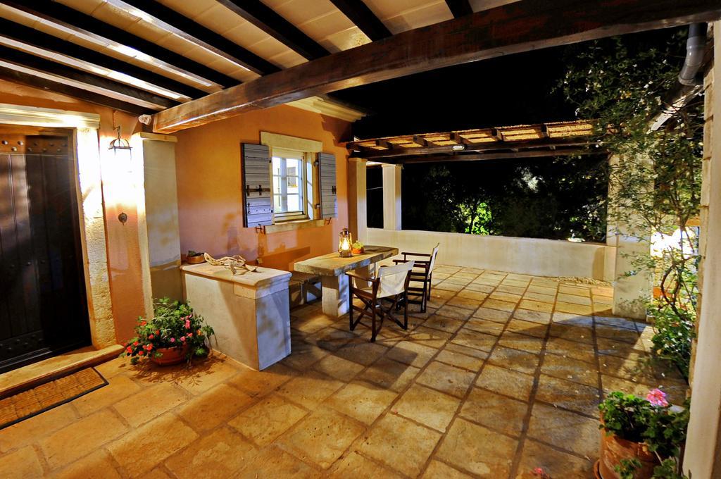 Villa Domus Nostos à Apolpaina Extérieur photo