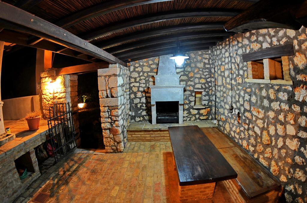 Villa Domus Nostos à Apolpaina Extérieur photo
